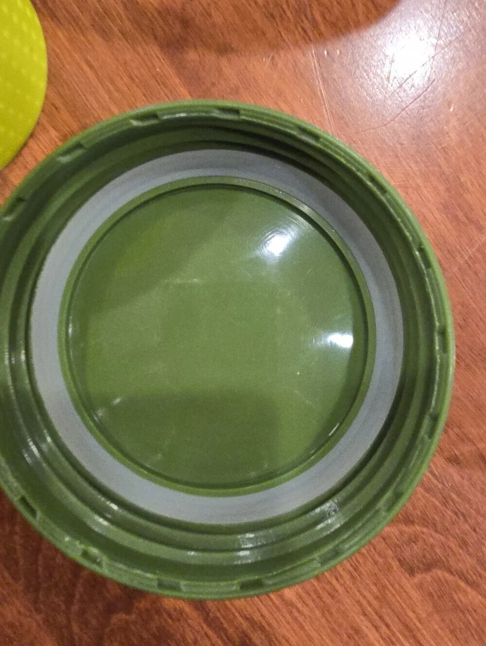 Full Circle tea time glass travel bottle green 9.5
